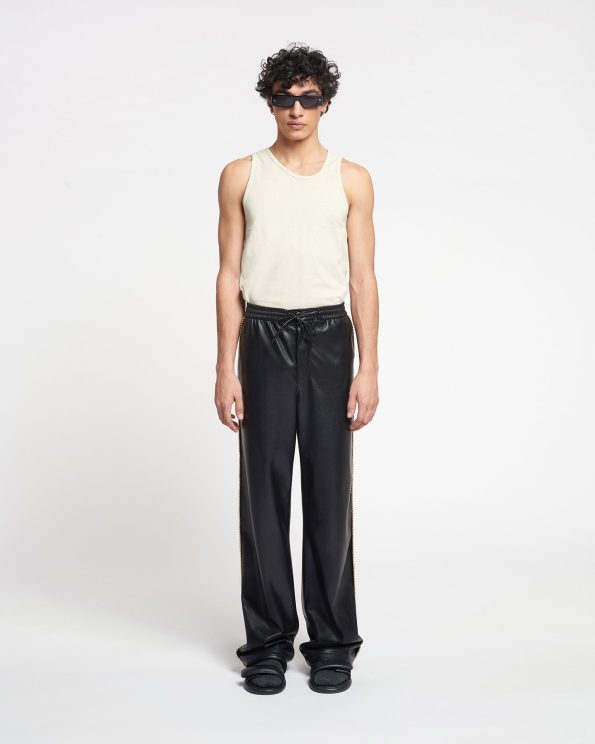 AZIZ_SHELL_ORGANIC_JERSEY_FULL_BODY_CROPPED_1