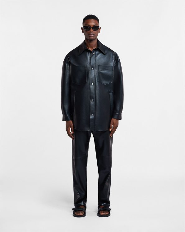 NU22CROW0_0499_MARTIN_BLACK_REGENERATED_LEATHER__02_e910d6dd-da6c-4d8f-b325-243071762f3b